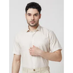 MARK & ALBERT Men India Slim Fit Spread Collar Micro Checked Cotton Formal Shirt-picture-23