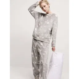 Marks & Spencer Grey Fleece Printed Pyjama Set-picture-10
