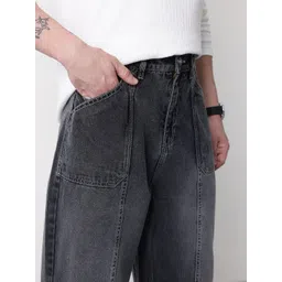 Mast & Harbour Men Loose Relaxed Fit Mid-Rise Light Fade Jeans image 4