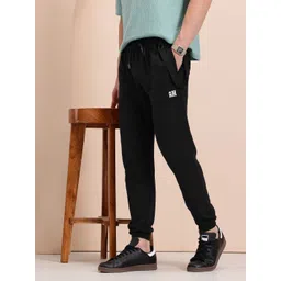 Mast & Harbour Men Solid Relaxed Joggers-picture-24