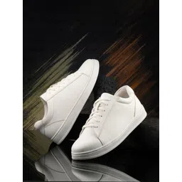 Mast & Harbour Men White Round Toe Lightweight Sneakers-picture-33