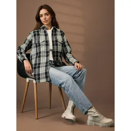 Mast & Harbour Women Checked Lightweight Puffer Jacket-picture-14