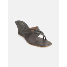 Mast & Harbour Women Solid Square Toe Mules-picture-14