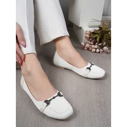 mast & harbour The Roadster Lifestyle Co Women Party Mojaris image 1