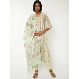 max Women-picture-33