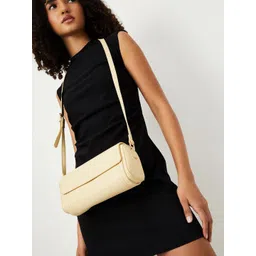 max Women Solid Crossbody Sling Bag-picture-22