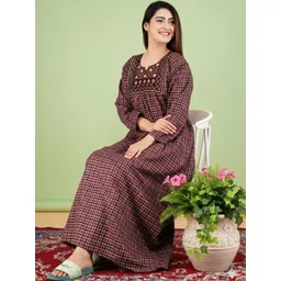 MAYA PRINT Checked Maxi Nightdress-picture-30