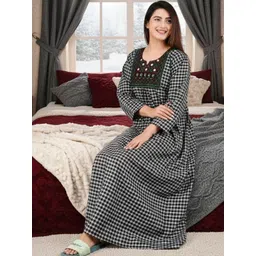 MAYA PRINT Checked Maxi Nightdress-picture-26