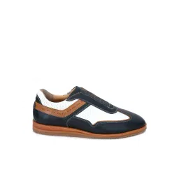 McCoy Men's Black Casual Sneakers-picture-23