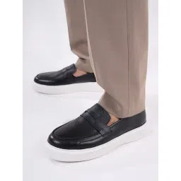 Mccoy Men's Black Loafers-picture-20