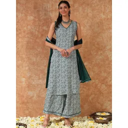 Meeranshi Women Floral Printed Kurta with Palazzos & With Dupatta-picture-33