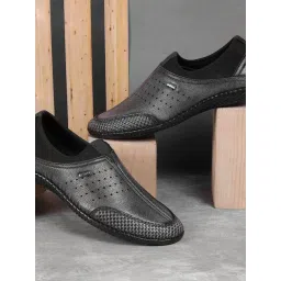 Metro Men's Black Casual Loafers-picture-10