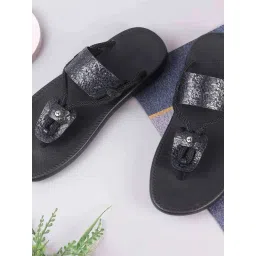 Metro Men's Black T-Strap Sandals-picture-13