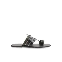 Metro Men's Black Toe Ring Sandals-picture-36