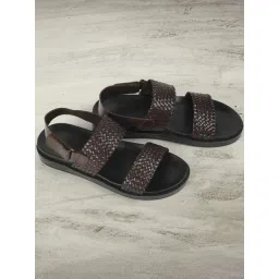 Metro Men's Brown Back Strap Sandals-picture-15