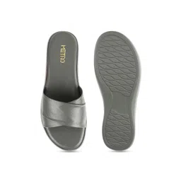 Metro Women Grey Solid Synthetic Open Toe Flats image 3