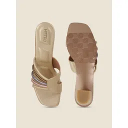 Metro Women Solid Synthetic Regular Heels Western Embellished image 2