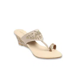 Metro Women's Beige Toe Ring Wedges-picture-34