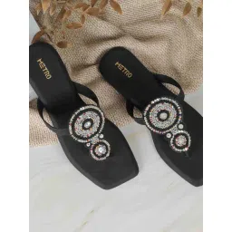 Metro Women's Black T-Strap Sandals-picture-36