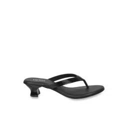Metro Women's Black Thong Sandals-picture-17