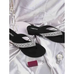 Metro Women's Black Thong Sandals-picture-27