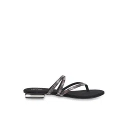 Metro Women's Black Thong Sandals image 1