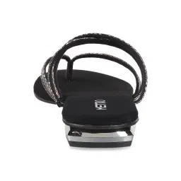 Metro Women's Black Thong Sandals image 5