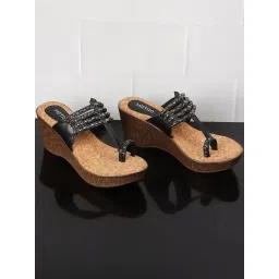 Metro Women's Black Toe Ring Wedges-picture-27