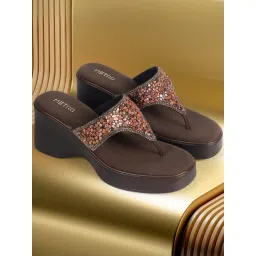 Metro Women's Brown Thongs-picture-13