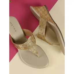 Metro Women's Thong Casual Sandals-picture-20