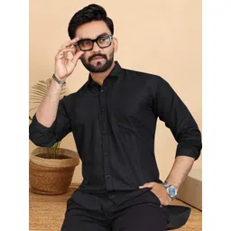 Metronaut Classic Spread Collar Cotton Regular Fit Shirt-picture-11