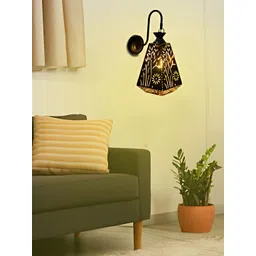 MFD HOME FURNISHING Black Metal Traditional Abstract Shaped Shaped Wall Lamp-picture-33