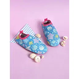 MiArcus Kids Printed Lightweight Slip-On Swim Sneakers-picture-43