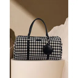 MINI WESST Printed Large Sports or Gym Duffel Bag-picture-29