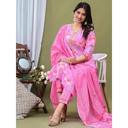 Mirasa Women Printed Regular Pure Cotton Kurta With Trousers & Dupatta-picture-39