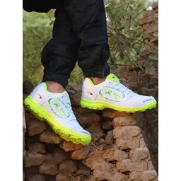 MLTC Men Colourblocked Sneakers image 5