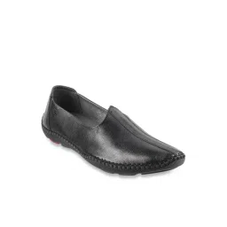 Mochi Black Casual Slip-Ons-picture-16
