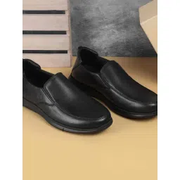 Mochi Black Formal Slip-Ons-picture-34