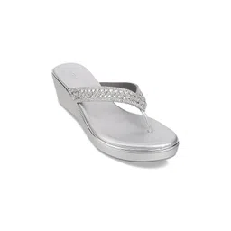 Mochi Embellished Ethnic Platform Sandals Heels-picture-30