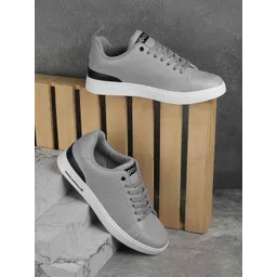 Mochi Men Colourblocked Sneakers-picture-33
