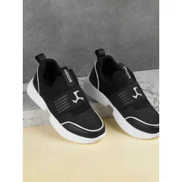 Mochi Men Colourblocked Sneakers-picture-29