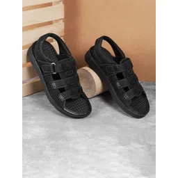 Mochi Men Fisherman Sandals image 1