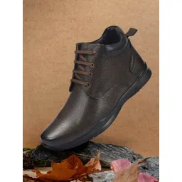 Mochi Men Leather Regular Boots image 1
