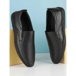 Mochi Men's Black Slip-On Shoes-picture-42