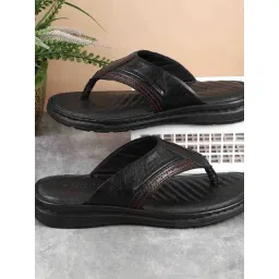 Mochi Men's Black Thong Sandals-picture-17