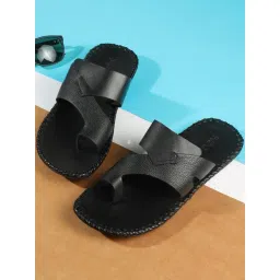 Mochi Men's Black Toe Ring Sandals-picture-38