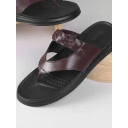 Mochi Men's Brown Thong Sandals-picture-14