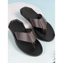 Mochi Men's Brown Thong Sandals-picture-39