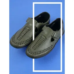 Mochi Men's Olive Fisherman Sandals-picture-36