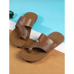 Mochi Men's Tan Toe Ring Sandals-picture-19